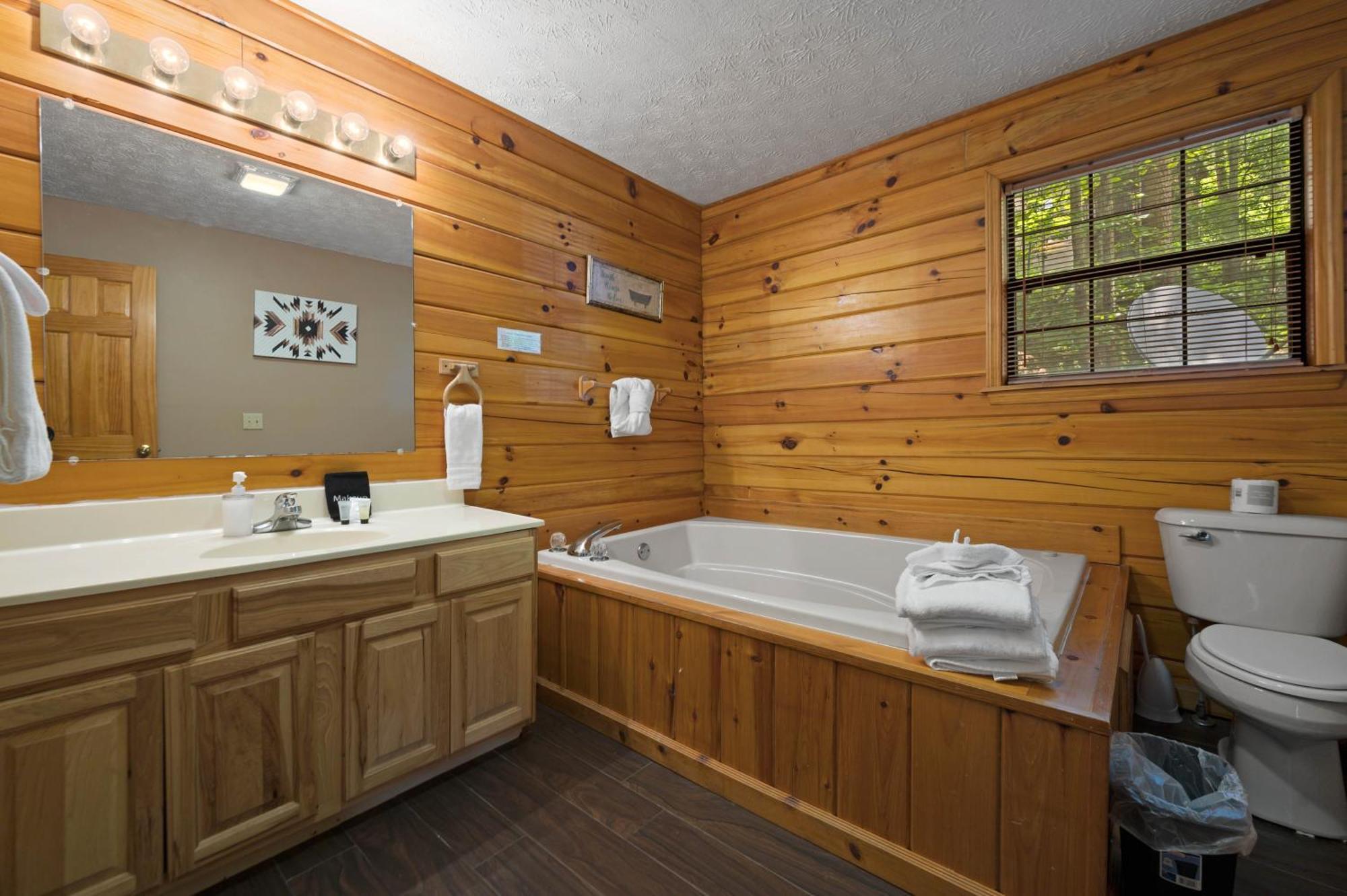 Summer Special! Dollywood At 2 Min & Heated Pool เซอเวียร์วีล ภายนอก รูปภาพ